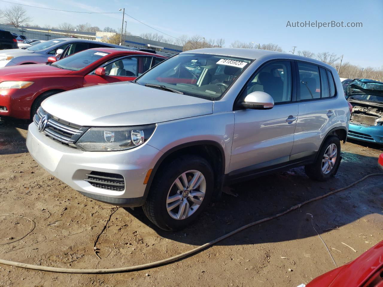 2013 Volkswagen Tiguan S Silver vin: WVGAV3AX7DW589999