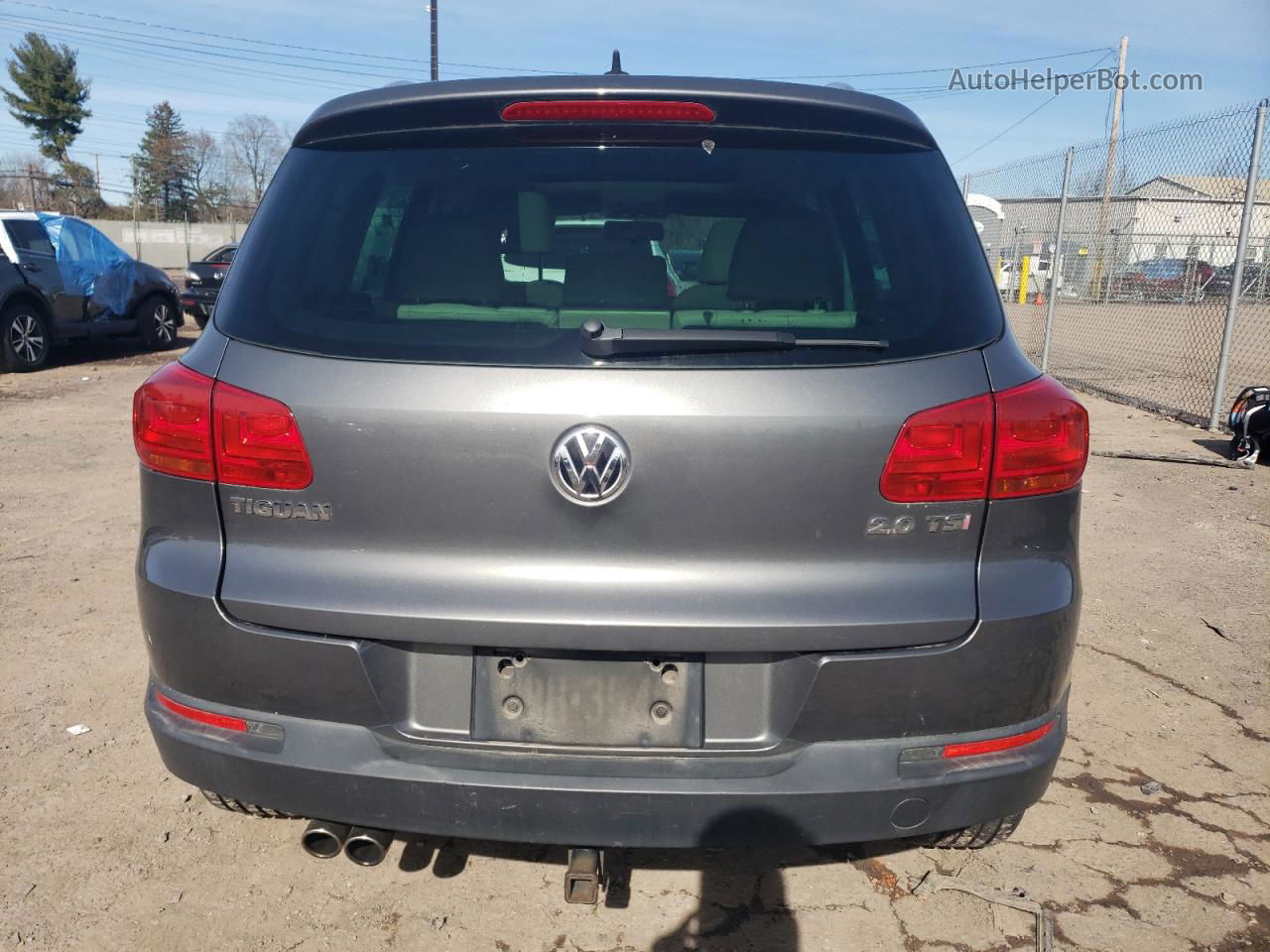 2013 Volkswagen Tiguan S Gray vin: WVGAV3AX7DW594930