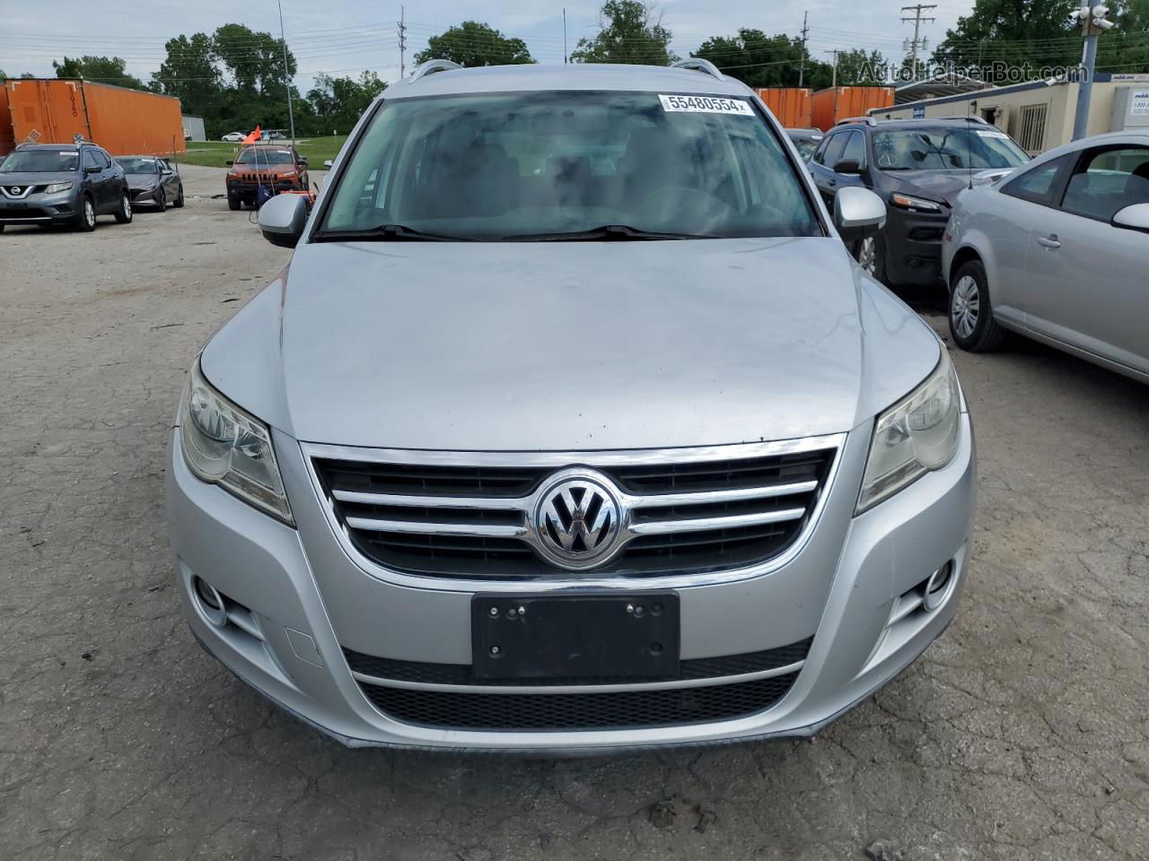 2010 Volkswagen Tiguan S Silver vin: WVGAV7AX0AW000066