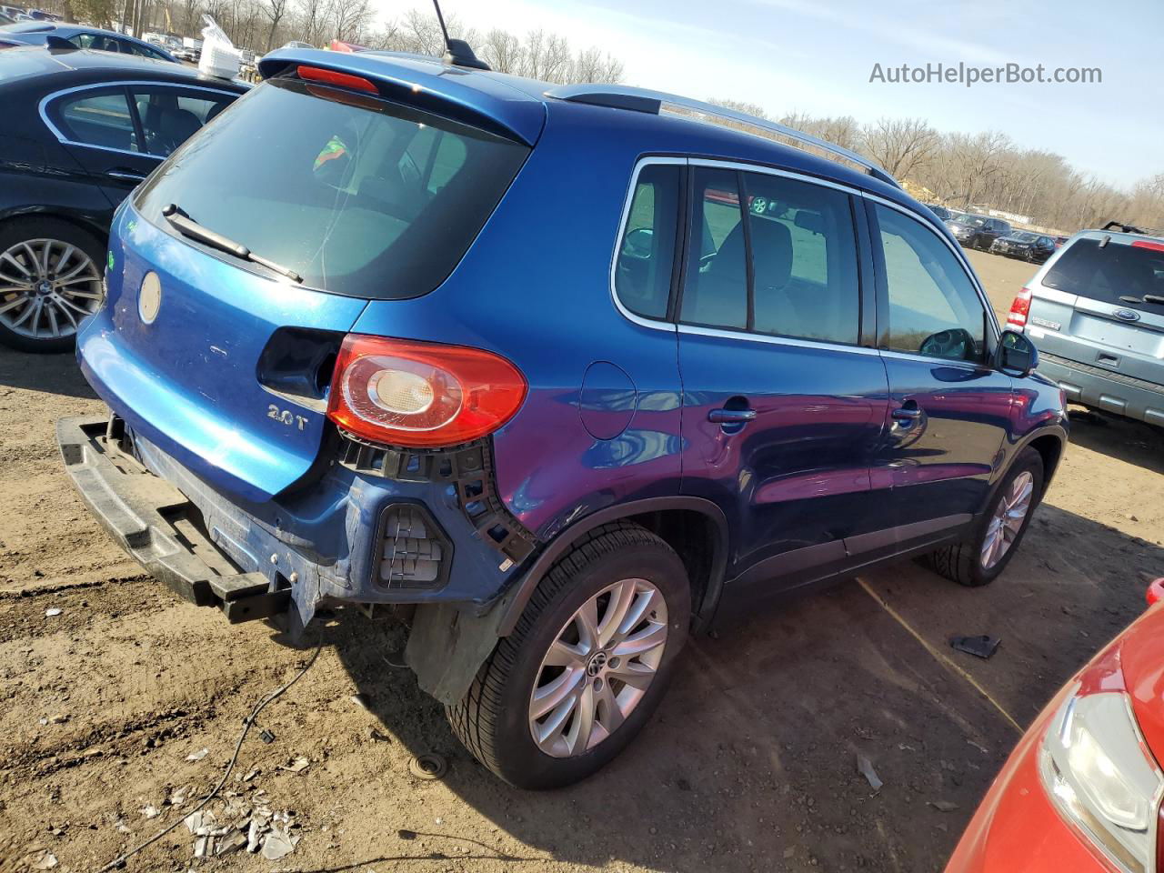 2010 Volkswagen Tiguan S Blue vin: WVGAV7AX0AW000620