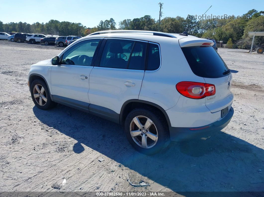 2010 Volkswagen Tiguan Wolfsburg Edition White vin: WVGAV7AX0AW002612