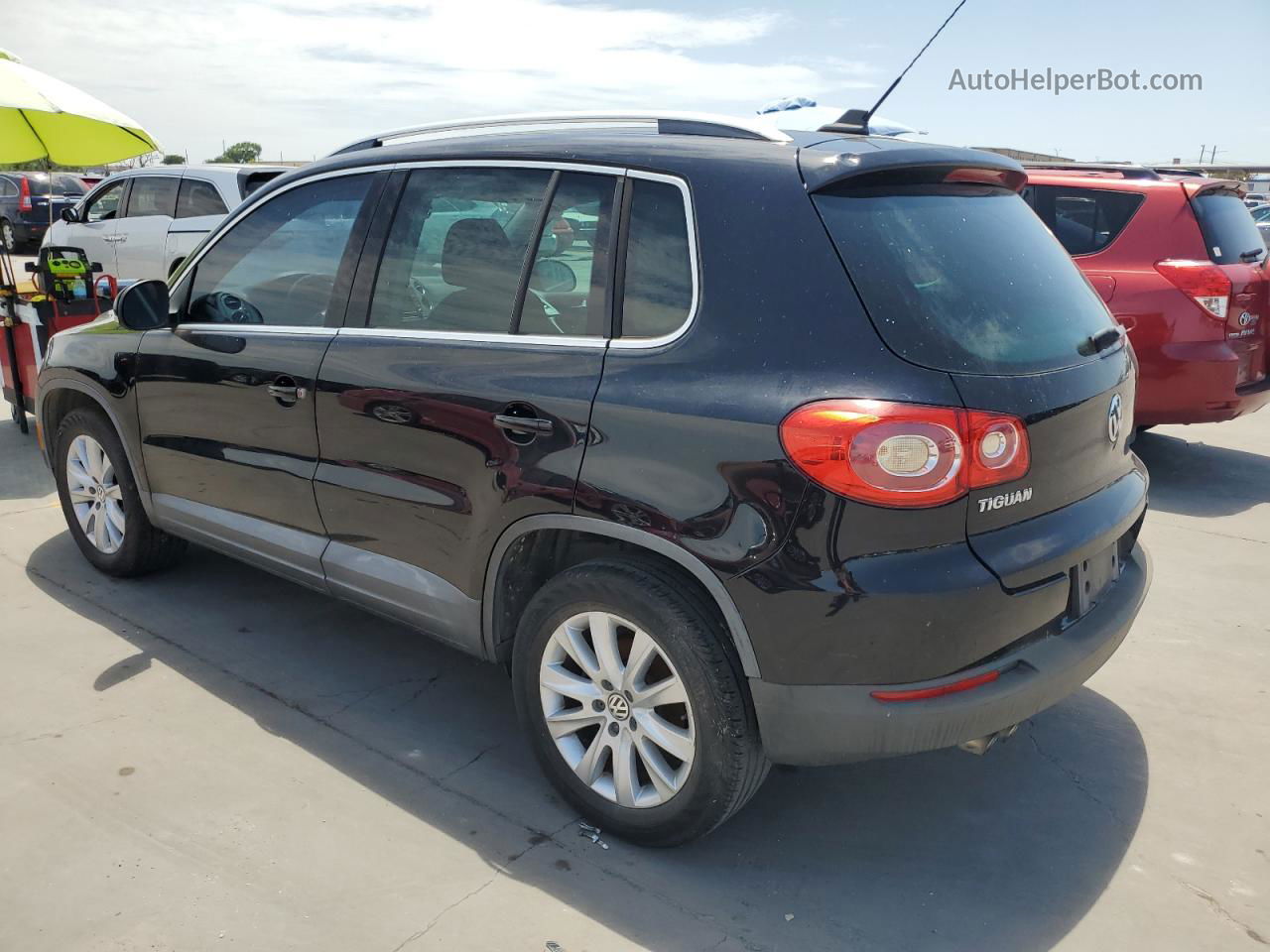 2010 Volkswagen Tiguan S Black vin: WVGAV7AX0AW503385