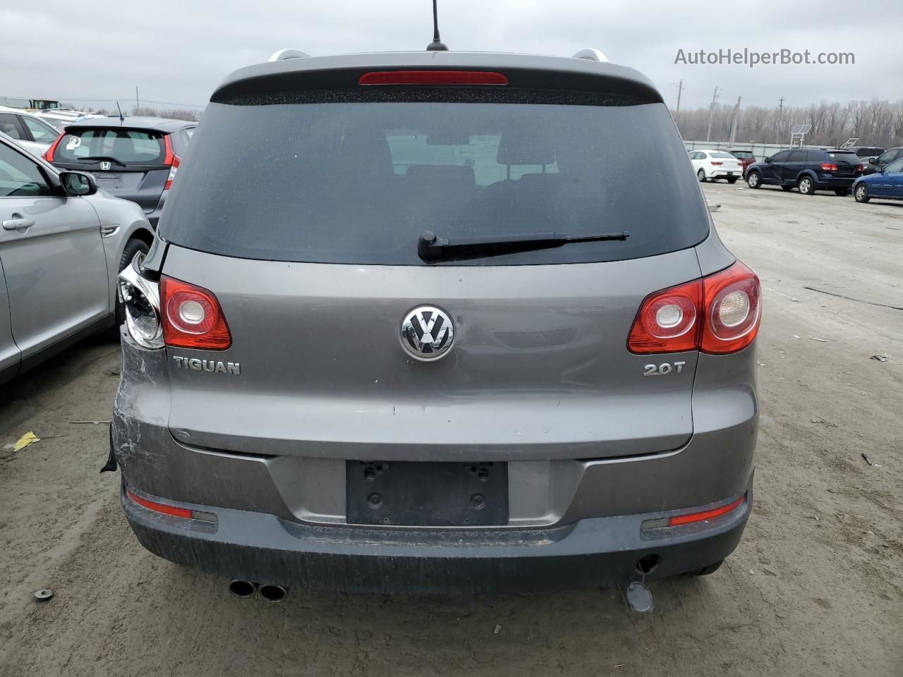 2010 Volkswagen Tiguan S Gray vin: WVGAV7AX0AW504780