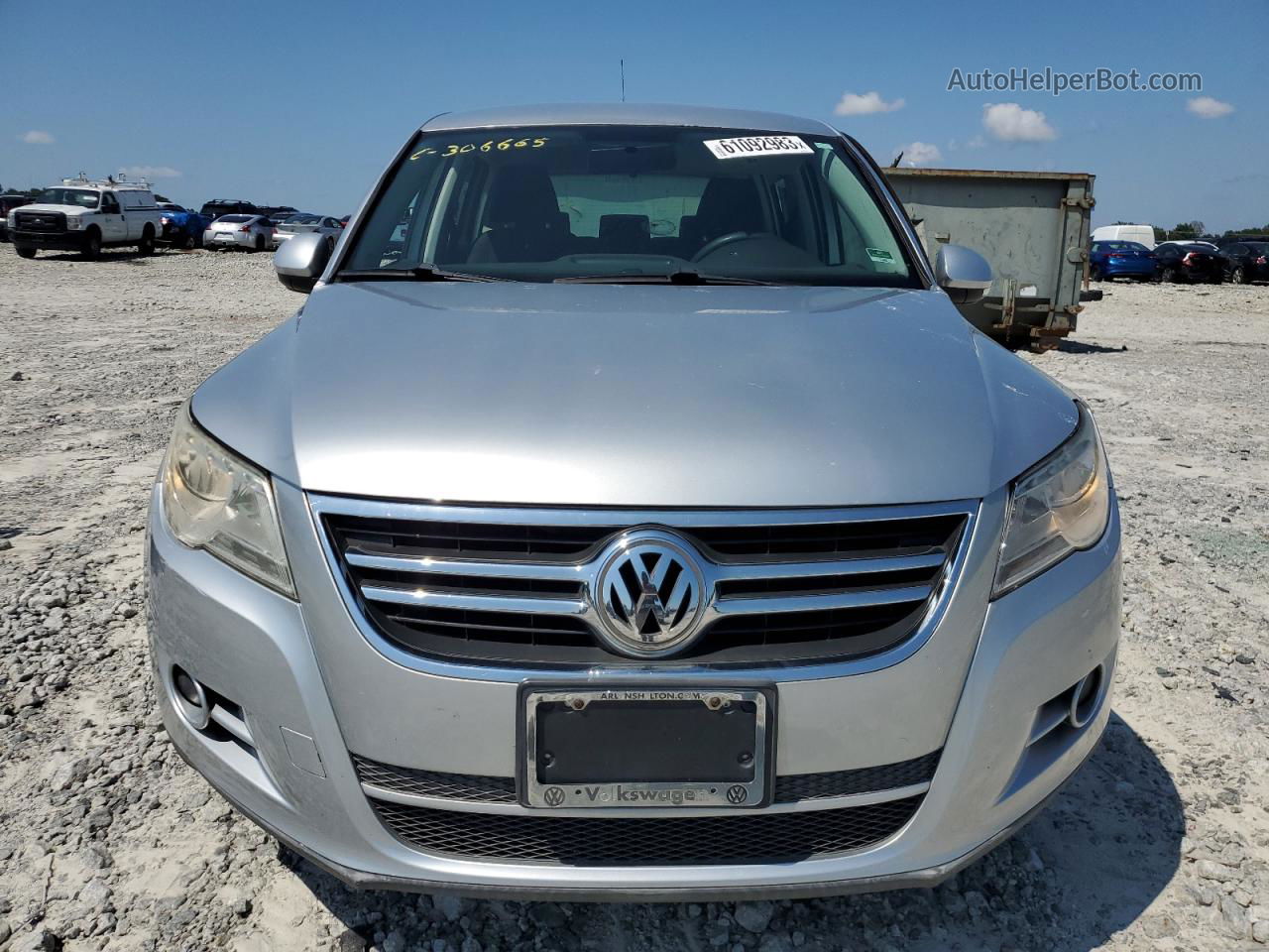 2010 Volkswagen Tiguan S Silver vin: WVGAV7AX0AW527959