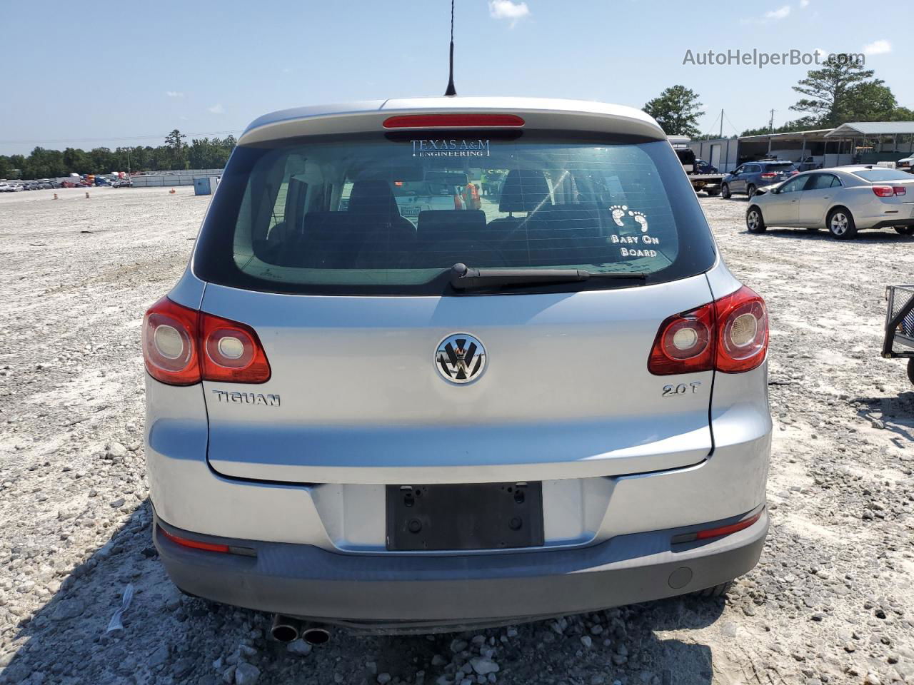 2010 Volkswagen Tiguan S Серебряный vin: WVGAV7AX0AW527959