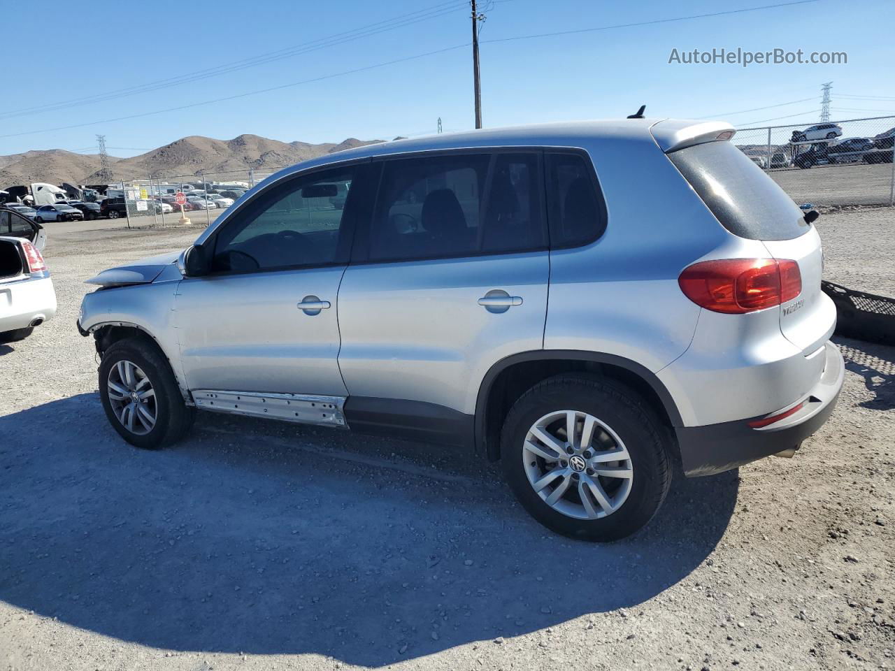 2013 Volkswagen Tiguan S Silver vin: WVGAV7AX0DW516397