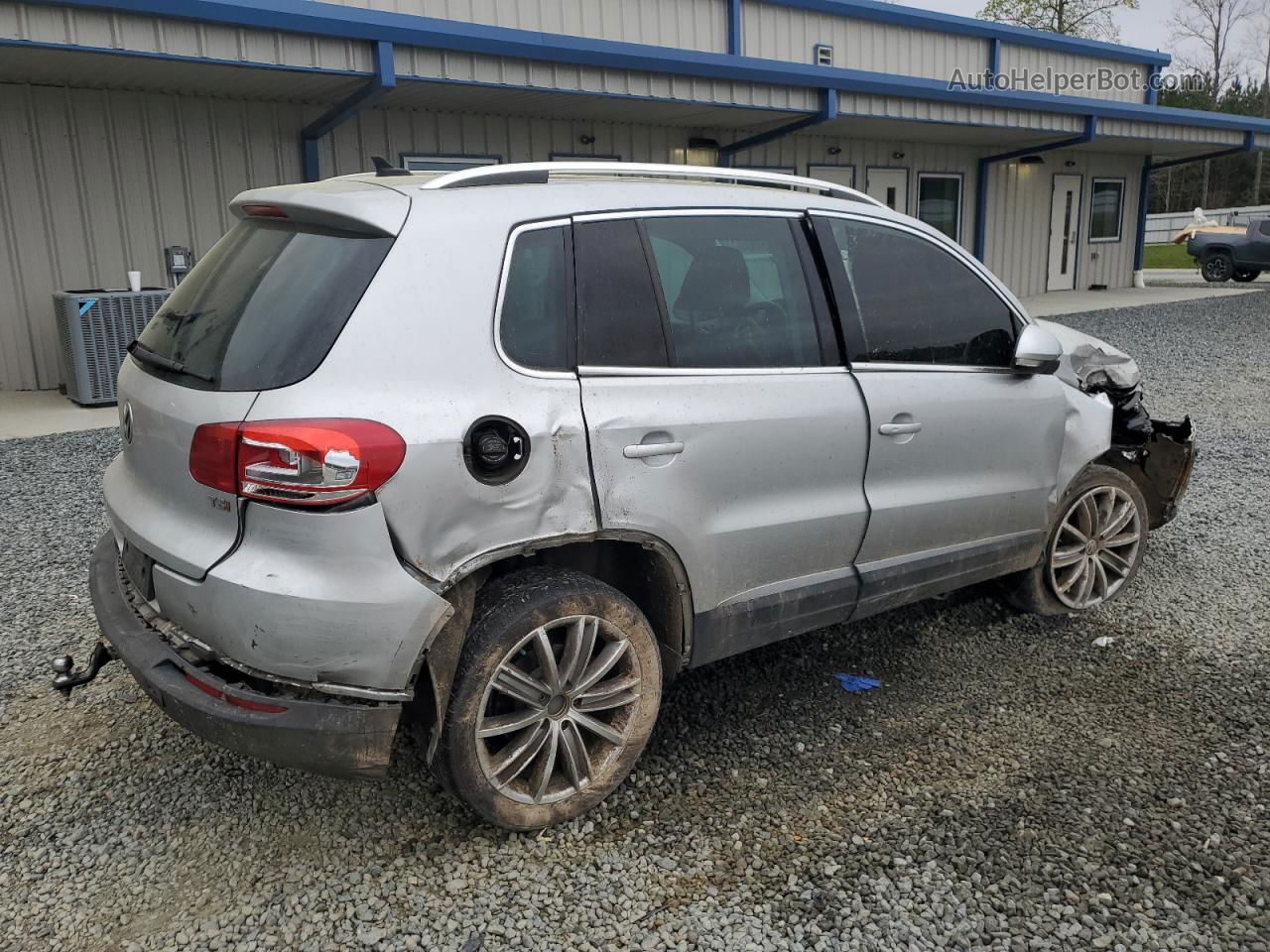 2016 Volkswagen Tiguan S Silver vin: WVGAV7AX0GW571579