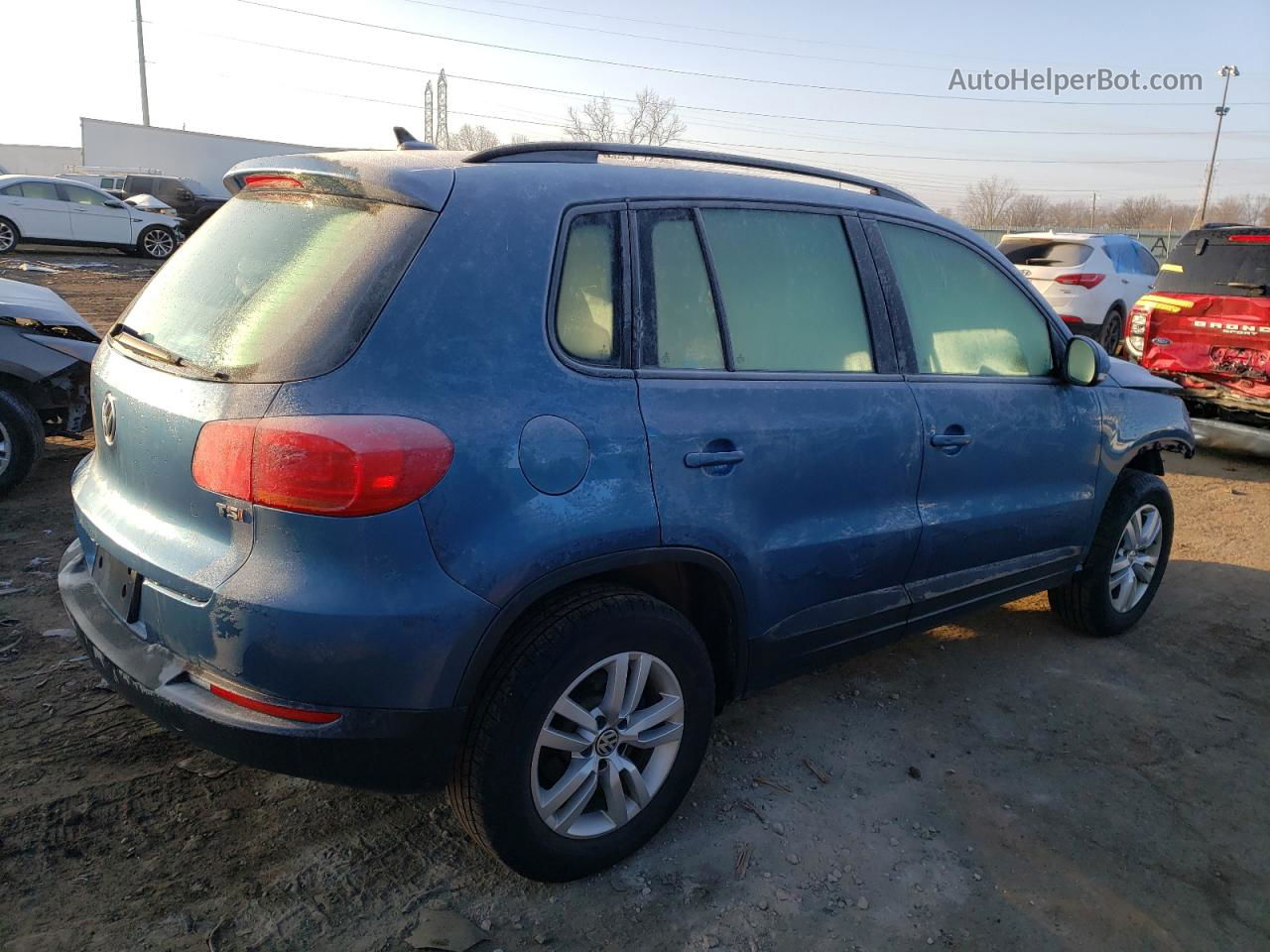 2017 Volkswagen Tiguan S Blue vin: WVGAV7AX0HK003731