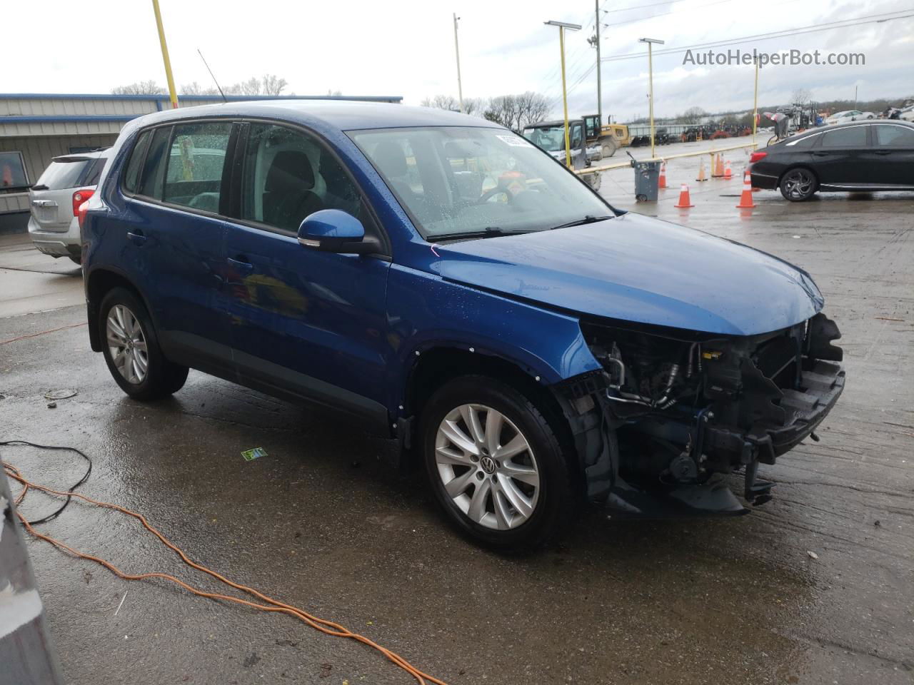 2010 Volkswagen Tiguan S Blue vin: WVGAV7AX1AW002053