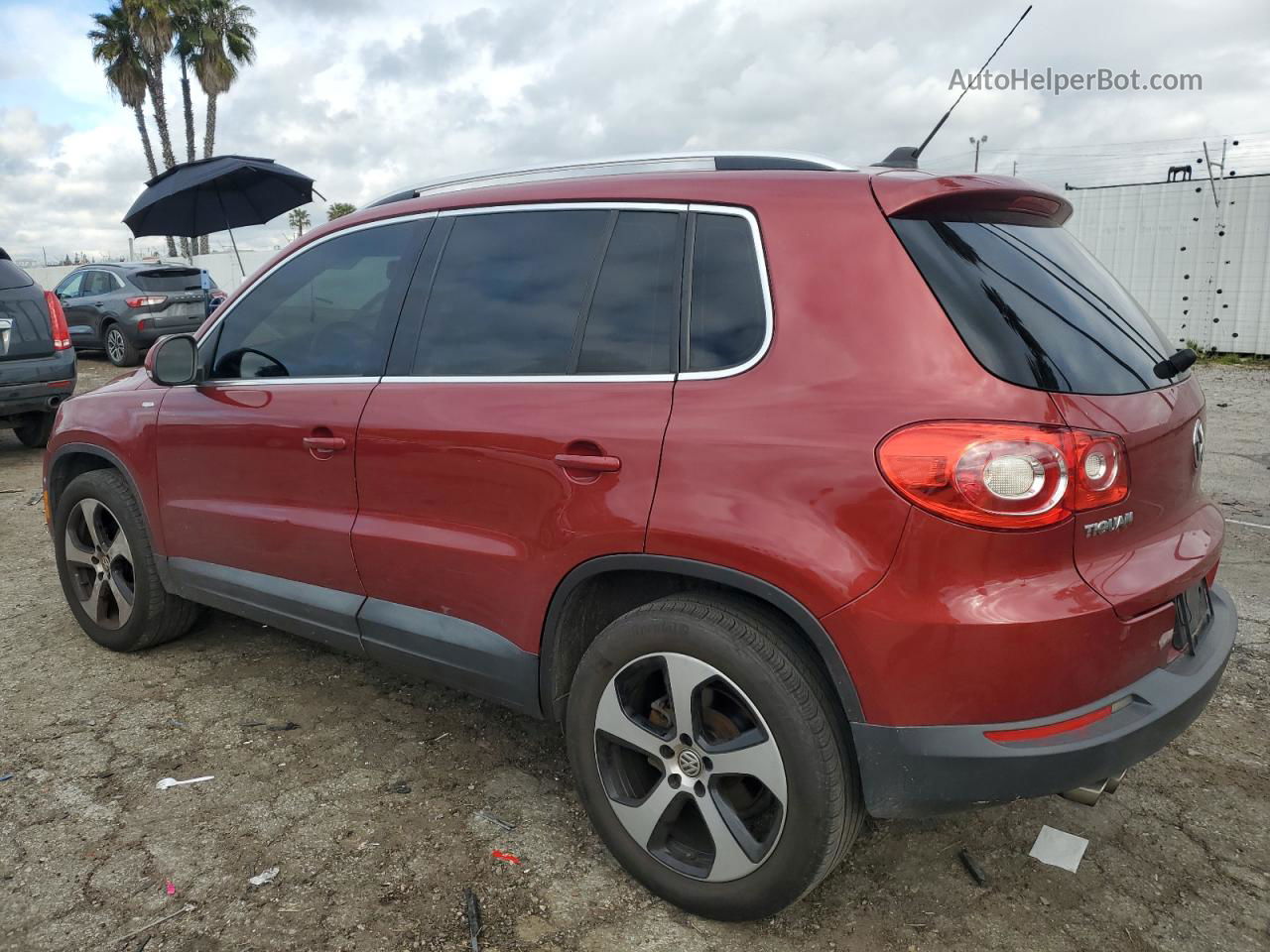 2010 Volkswagen Tiguan S Red vin: WVGAV7AX1AW004210