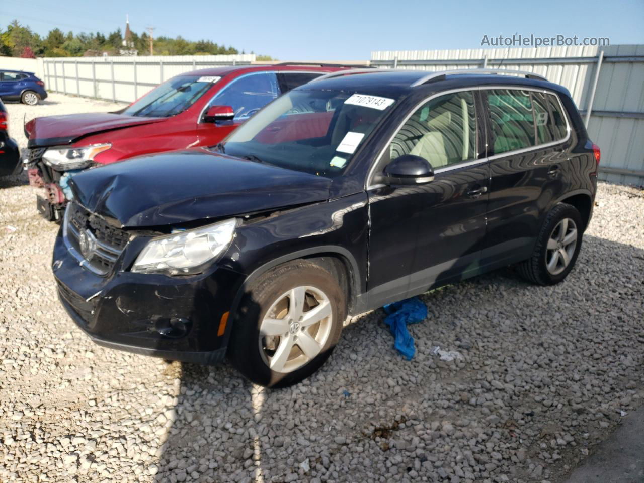 2010 Volkswagen Tiguan S Черный vin: WVGAV7AX1AW514833