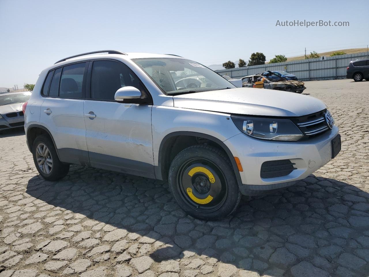 2017 Volkswagen Tiguan S Silver vin: WVGAV7AX1HK027391