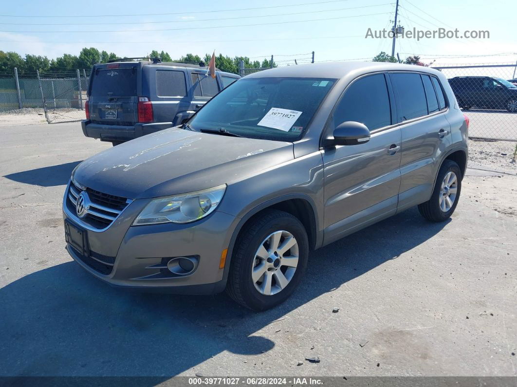 2010 Volkswagen Tiguan S Gray vin: WVGAV7AX2AW000621