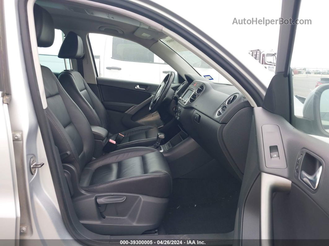 2010 Volkswagen Tiguan Se Серебряный vin: WVGAV7AX2AW503307