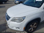 2010 Volkswagen Tiguan Wolfsburg Edition White vin: WVGAV7AX2AW516185