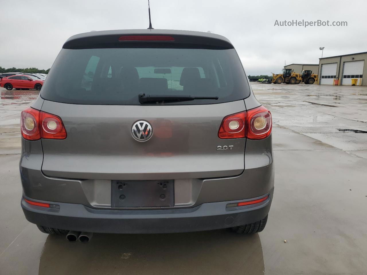 2010 Volkswagen Tiguan S Gray vin: WVGAV7AX2AW520656