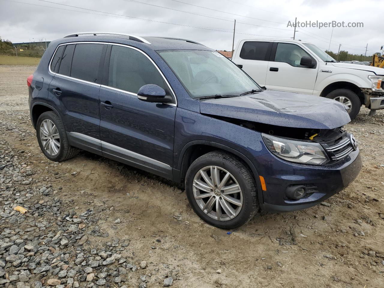 2016 Volkswagen Tiguan S Синий vin: WVGAV7AX2GW581238