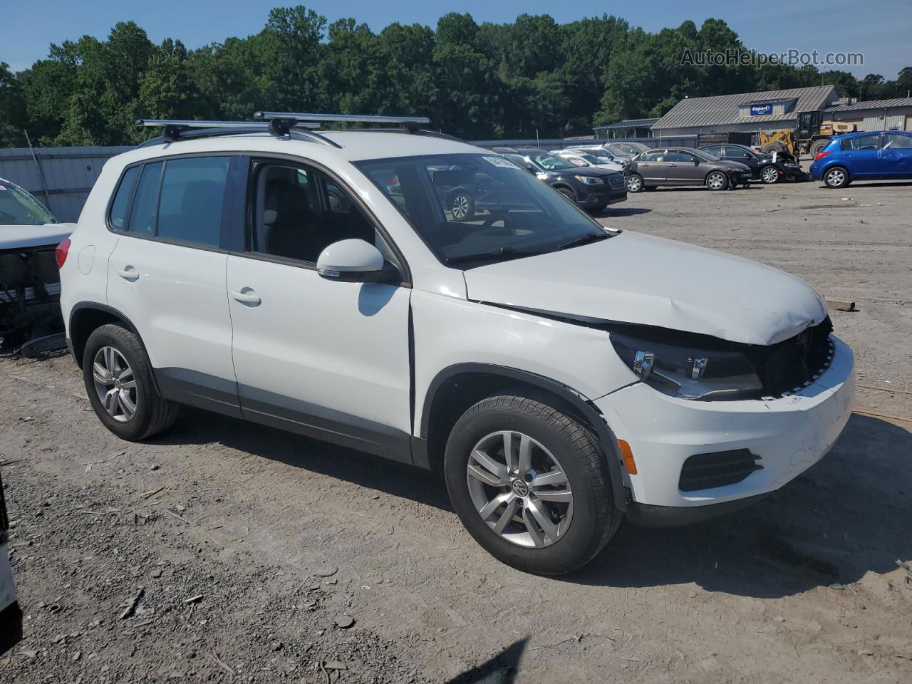 2016 Volkswagen Tiguan S White vin: WVGAV7AX2GW588884