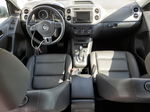 2017 Volkswagen Tiguan S Серебряный vin: WVGAV7AX2HW512891