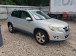 2010 Volkswagen Tiguan S Серебряный vin: WVGAV7AX3AW513618