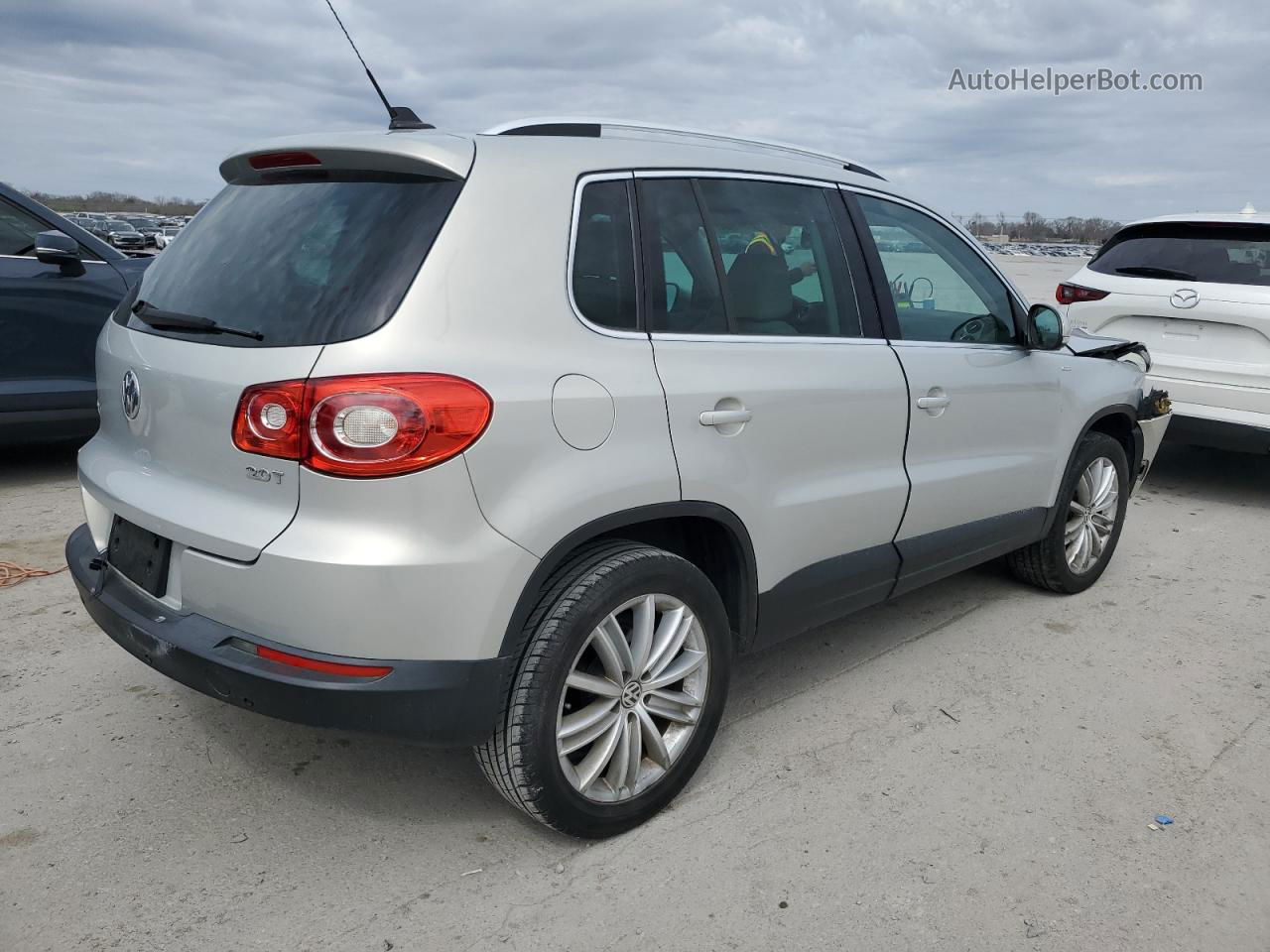 2010 Volkswagen Tiguan S Gray vin: WVGAV7AX3AW535716