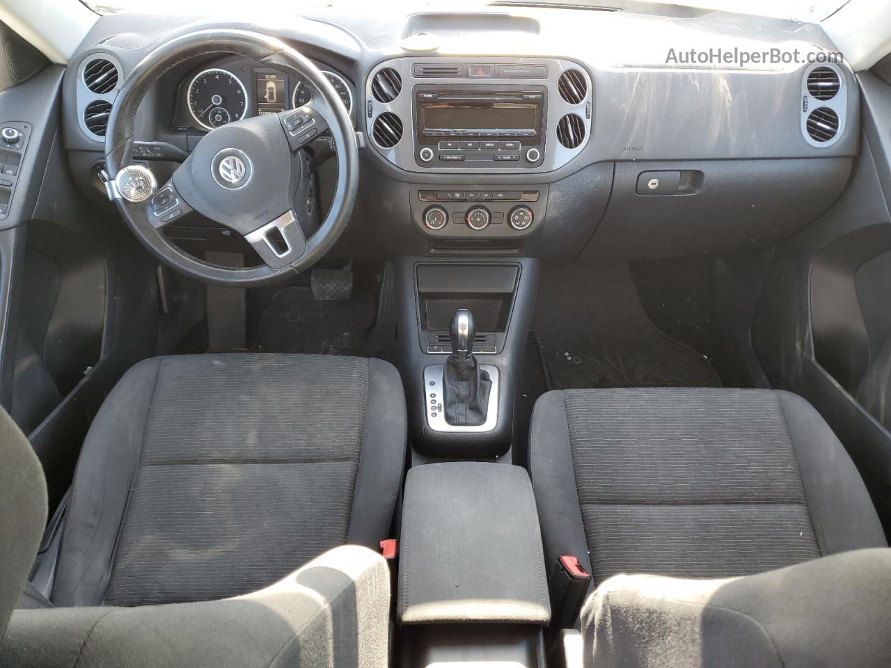 2013 Volkswagen Tiguan S Белый vin: WVGAV7AX3DW541634