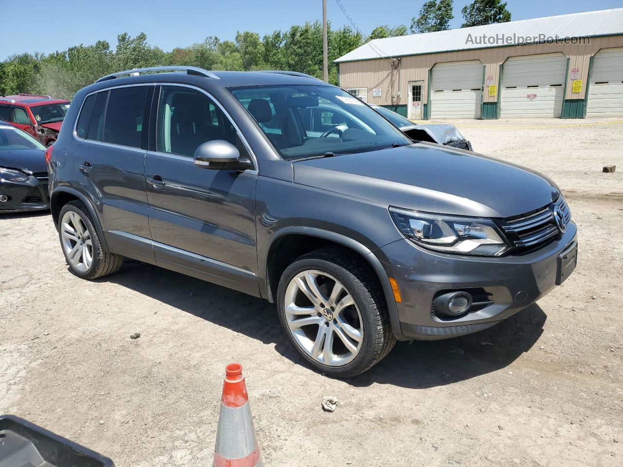 2013 Volkswagen Tiguan S Gray vin: WVGAV7AX3DW547109