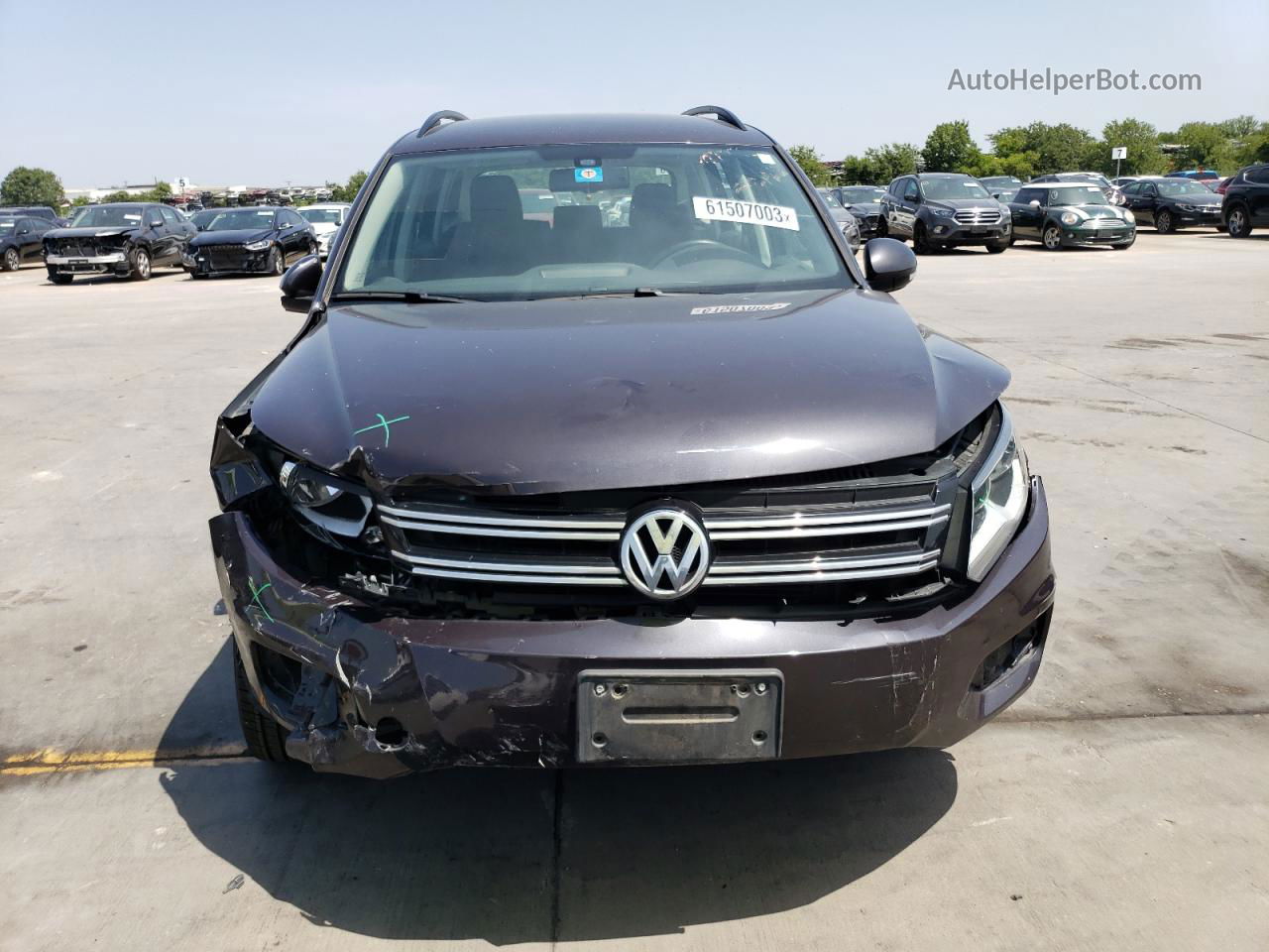 2016 Volkswagen Tiguan S Черный vin: WVGAV7AX3GW522201