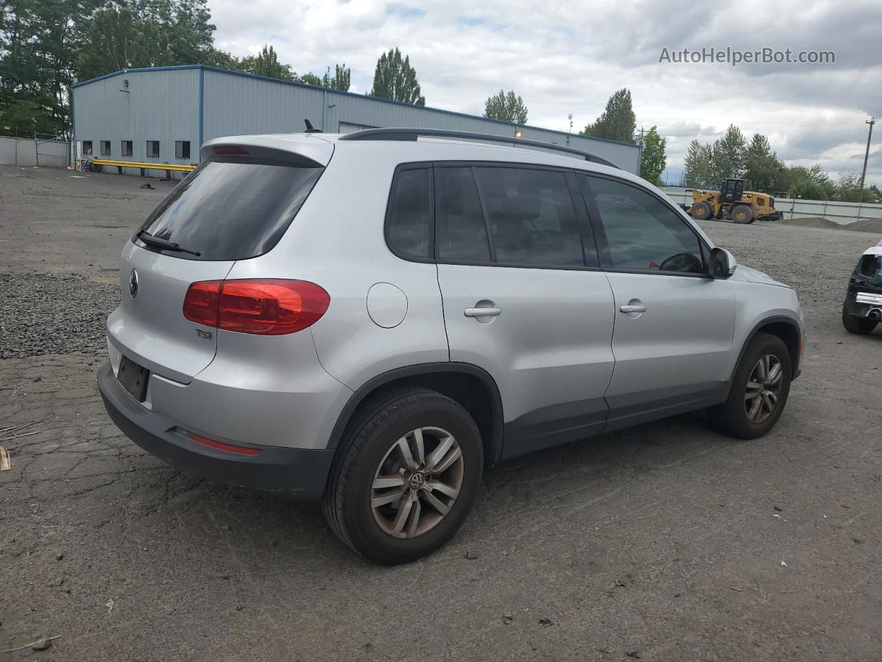 2016 Volkswagen Tiguan S Silver vin: WVGAV7AX3GW537247