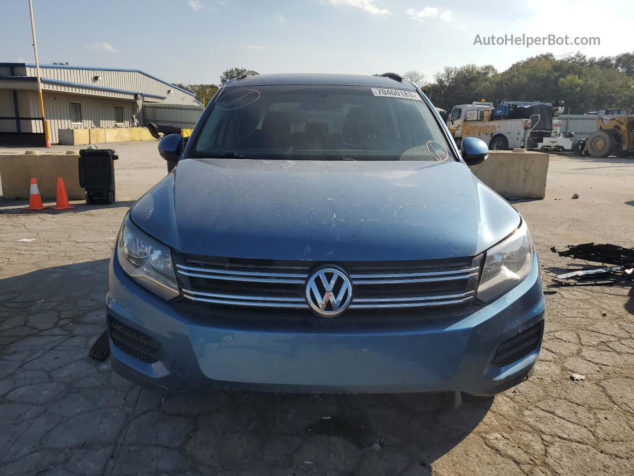 2017 Volkswagen Tiguan S Blue vin: WVGAV7AX3HW510941