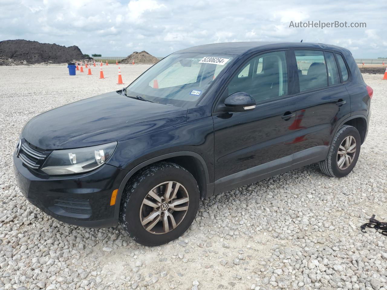 2013 Volkswagen Tiguan S Black vin: WVGAV7AX4DW537401