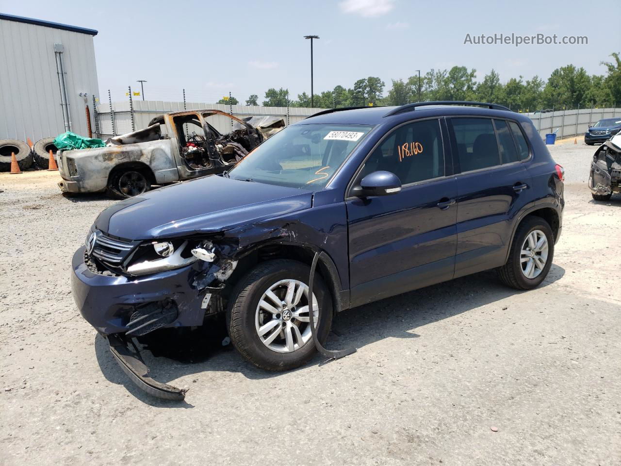 2016 Volkswagen Tiguan S Blue vin: WVGAV7AX4GW031300