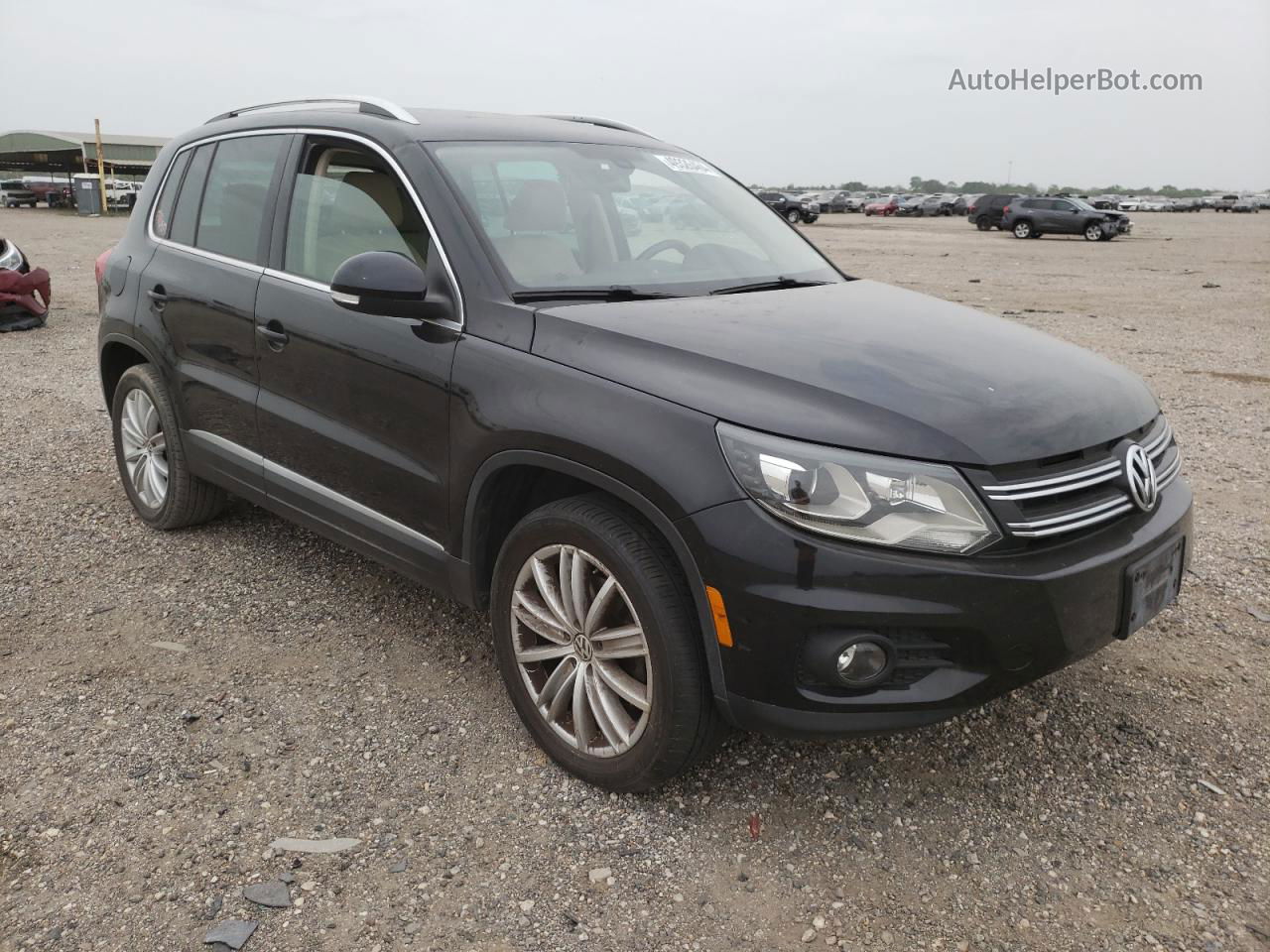 2016 Volkswagen Tiguan S Черный vin: WVGAV7AX4GW575490