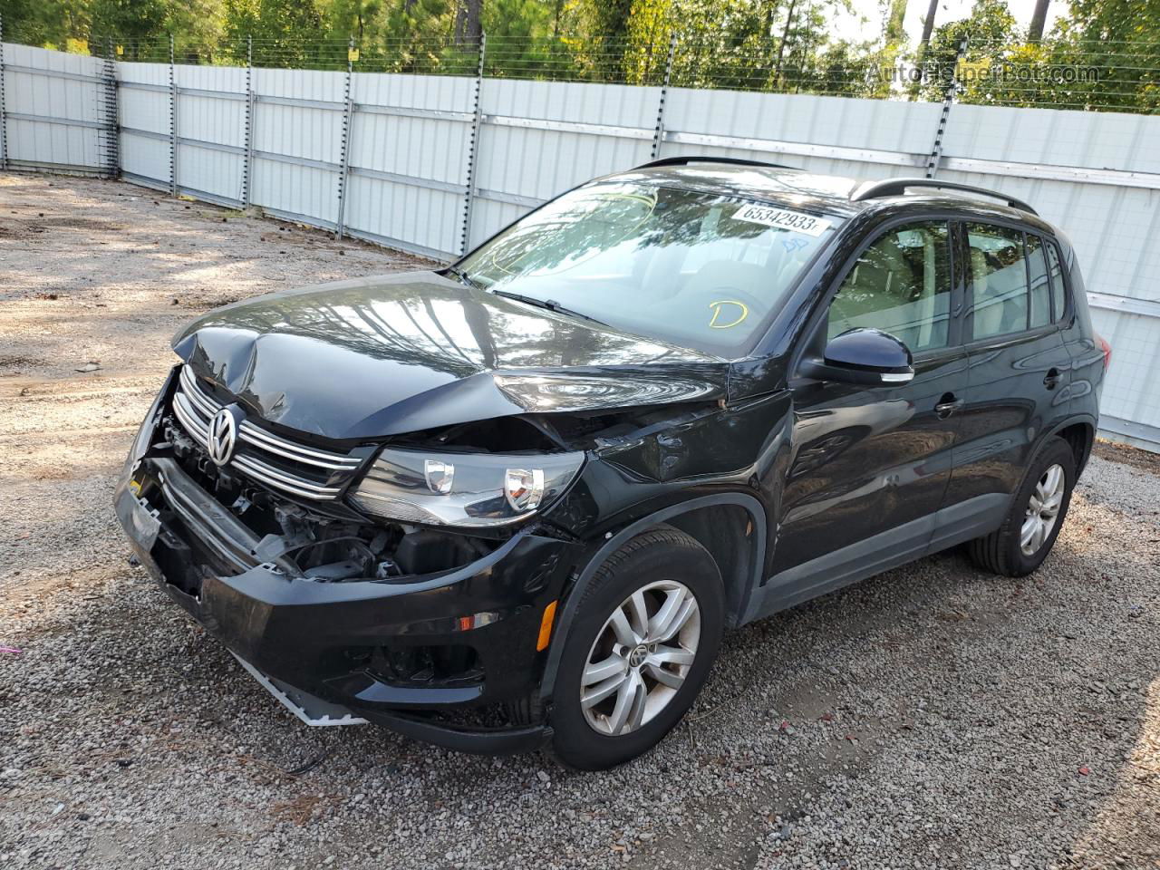 2016 Volkswagen Tiguan S Black vin: WVGAV7AX4GW597232