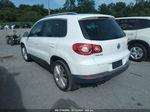 2010 Volkswagen Tiguan Wolfsburg White vin: WVGAV7AX5AW516472