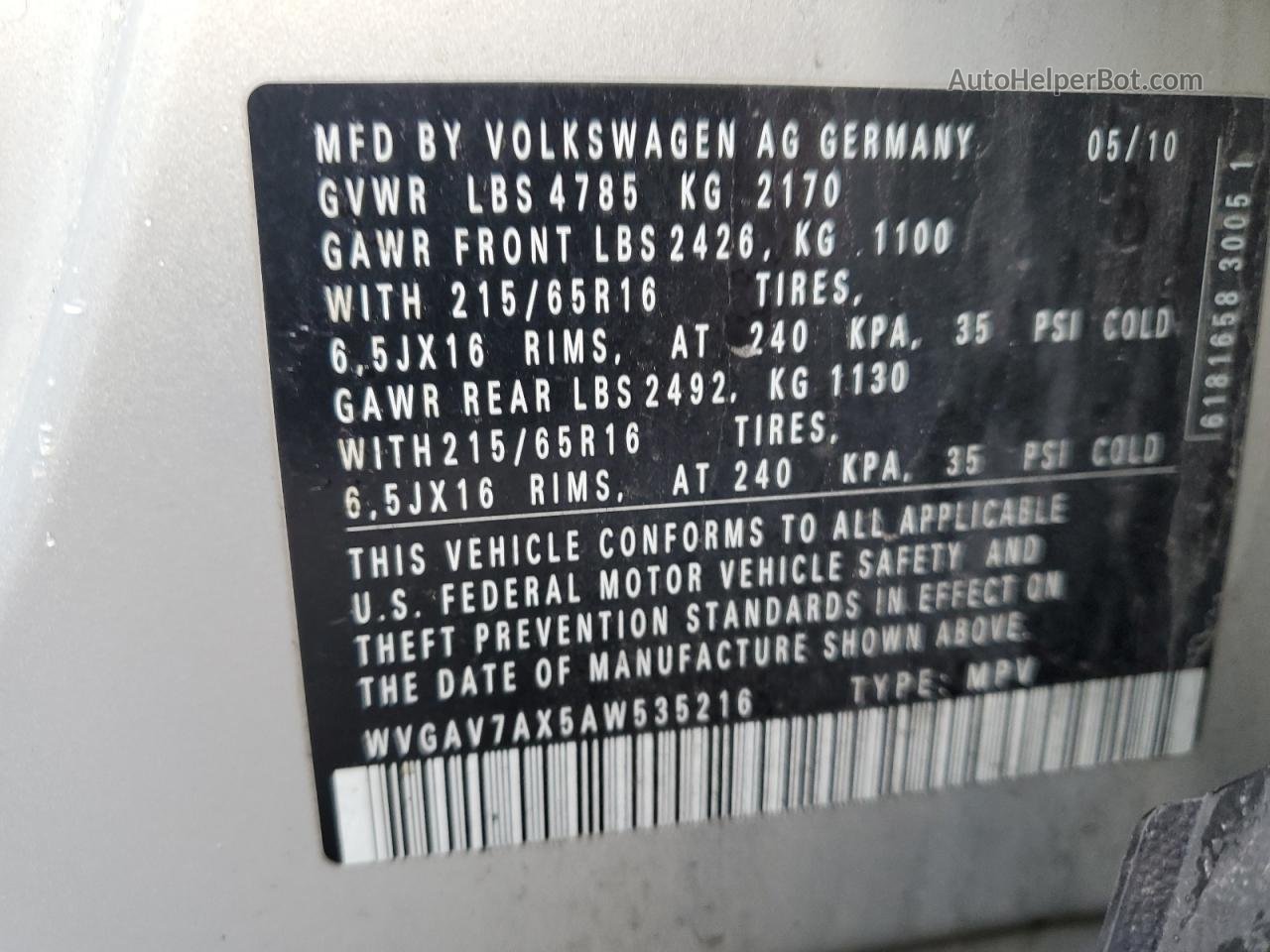 2010 Volkswagen Tiguan S Silver vin: WVGAV7AX5AW535216