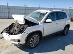 2013 Volkswagen Tiguan S White vin: WVGAV7AX5DW550335