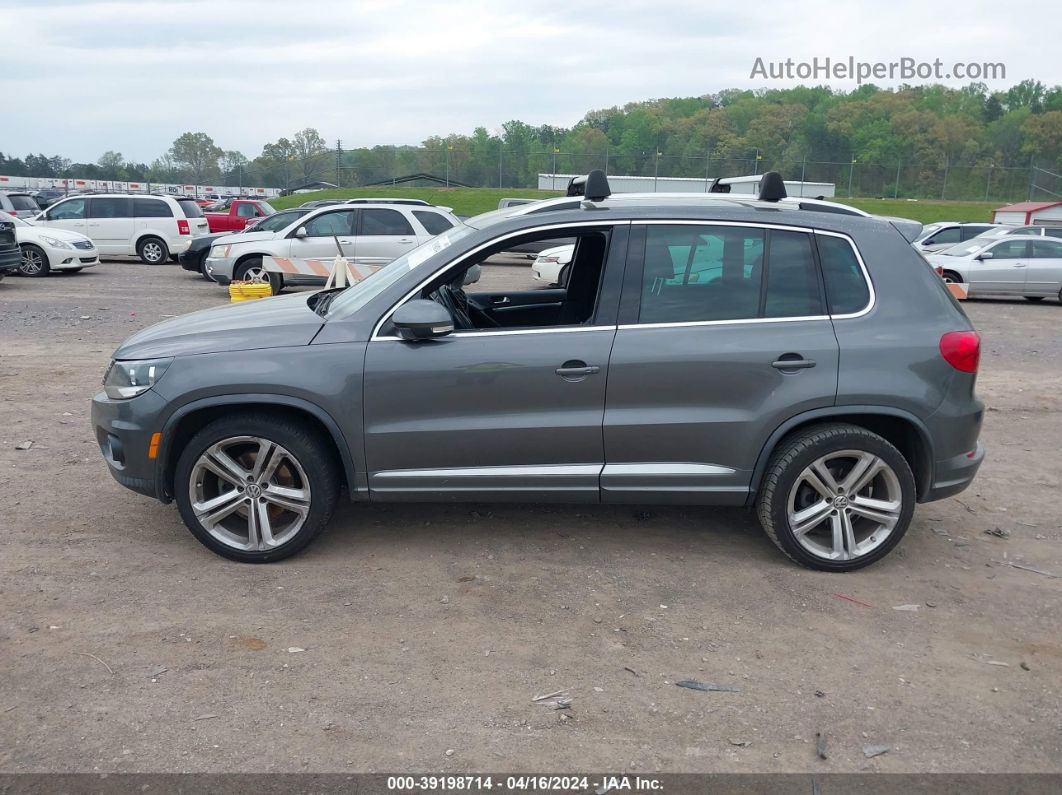 2016 Volkswagen Tiguan R-line Серебряный vin: WVGAV7AX5GW085012