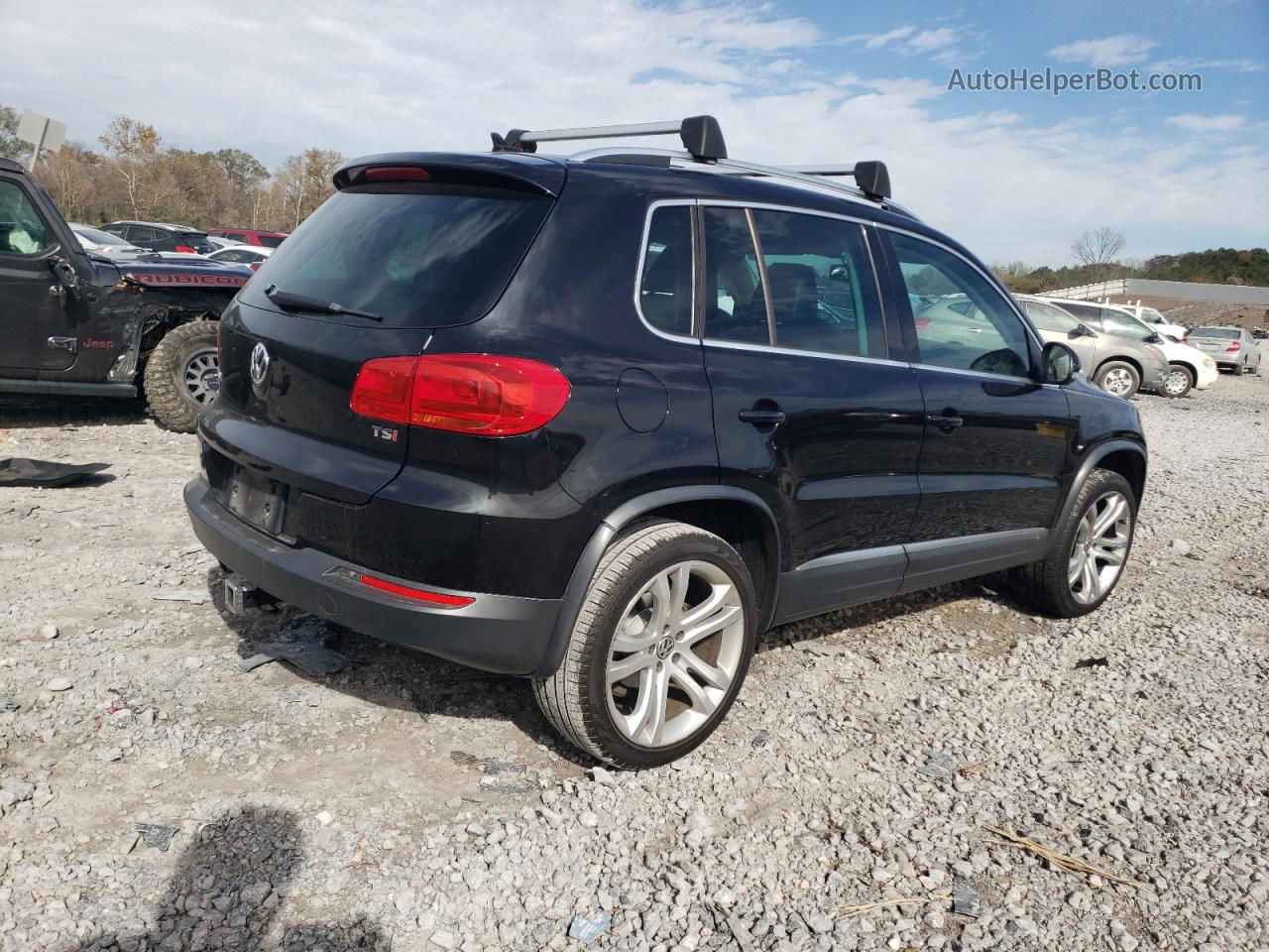 2016 Volkswagen Tiguan S Черный vin: WVGAV7AX5GW558522