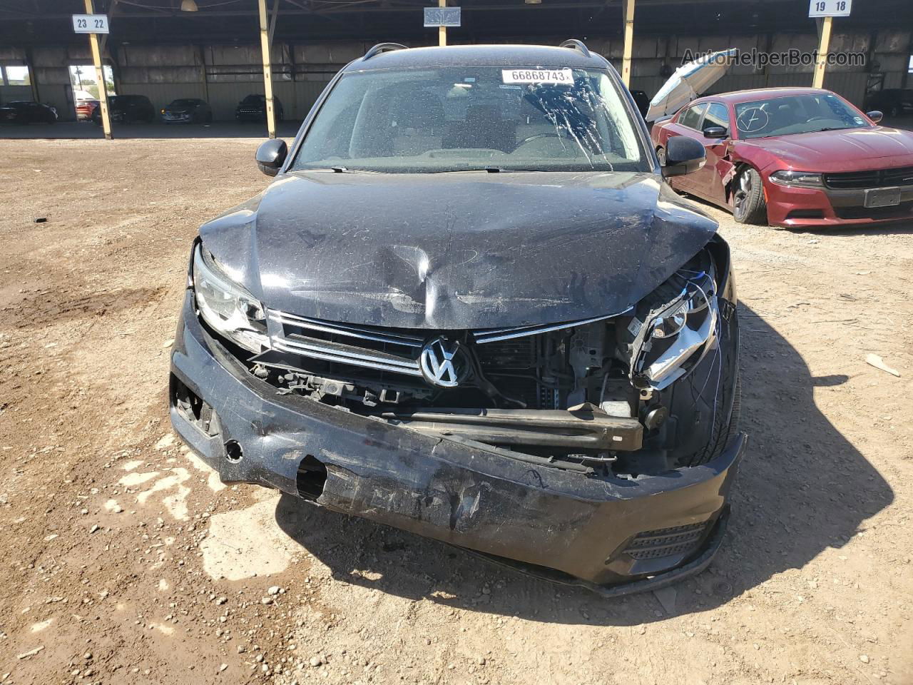 2016 Volkswagen Tiguan S Черный vin: WVGAV7AX5GW581251