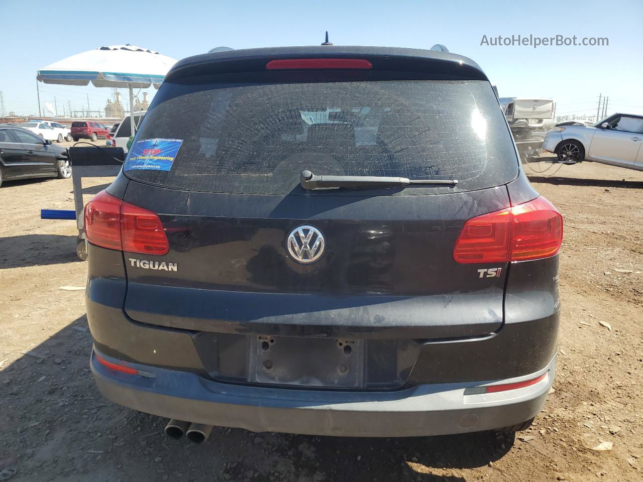 2016 Volkswagen Tiguan S Черный vin: WVGAV7AX5GW581251