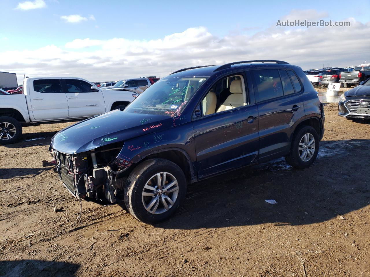 2016 Volkswagen Tiguan S Синий vin: WVGAV7AX5GW591794