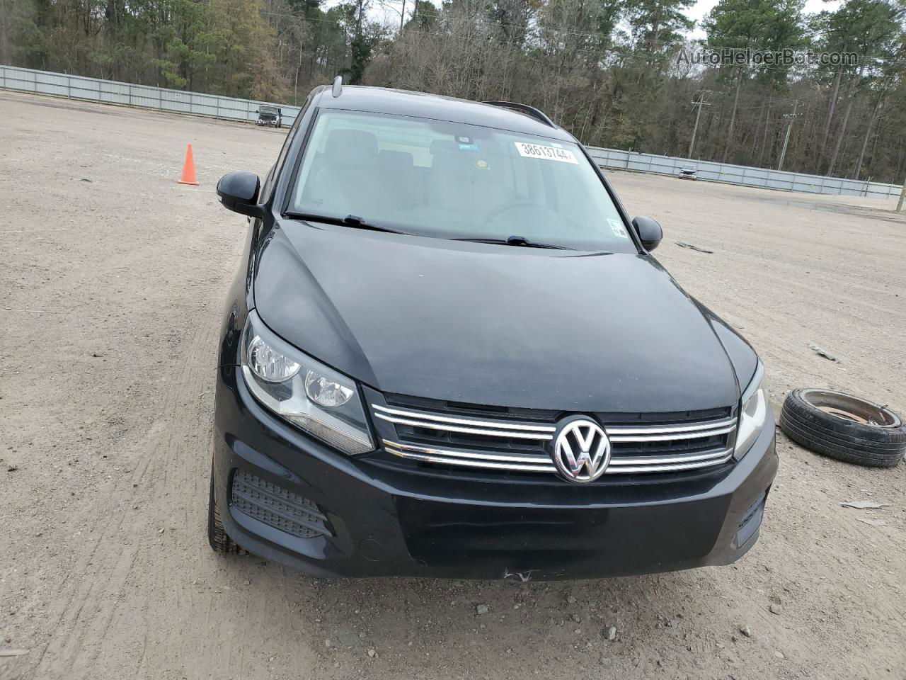 2017 Volkswagen Tiguan S Black vin: WVGAV7AX5HK000999