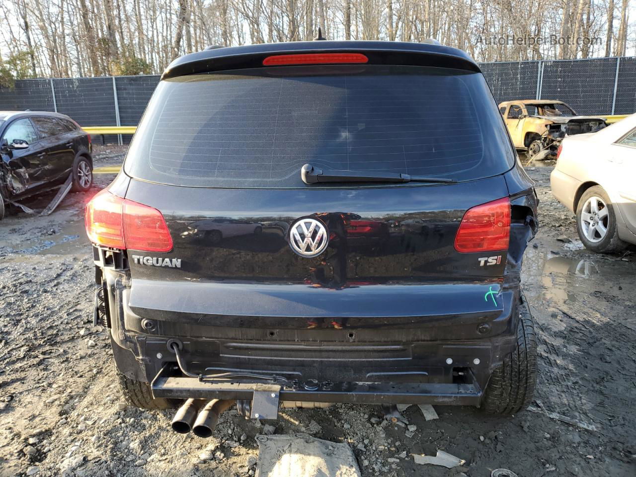 2017 Volkswagen Tiguan S Black vin: WVGAV7AX5HK024705