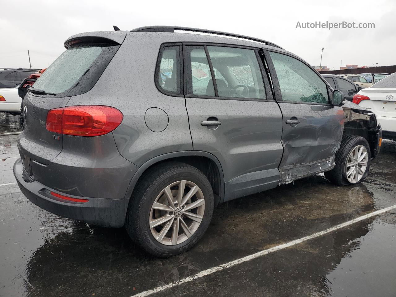 2018 Volkswagen Tiguan Limited  Серый vin: WVGAV7AX5JK002046