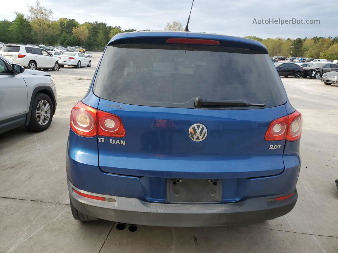 2010 Volkswagen Tiguan S Blue vin: WVGAV7AX6AW002601