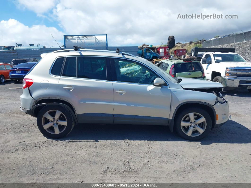 2010 Volkswagen Tiguan Wolfsburg Edition Silver vin: WVGAV7AX6AW521647