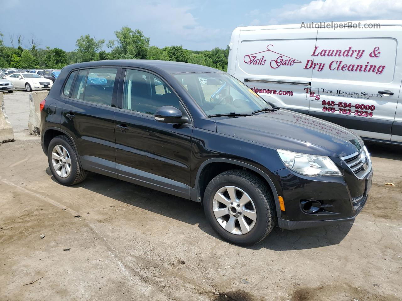 2010 Volkswagen Tiguan S Black vin: WVGAV7AX6AW527142