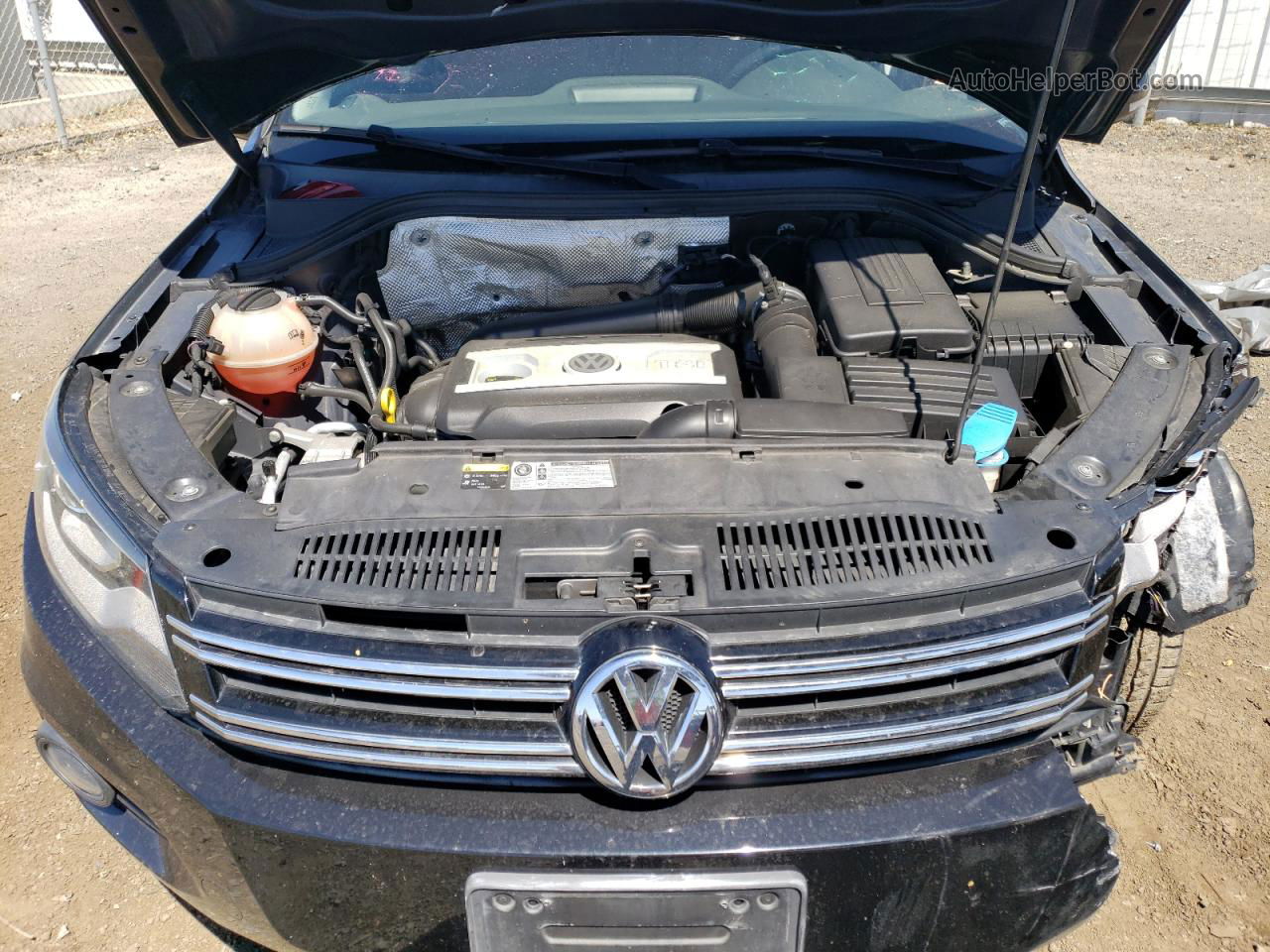 2016 Volkswagen Tiguan S Черный vin: WVGAV7AX6GW614354