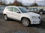 2010 Volkswagen Tiguan S White vin: WVGAV7AX7AW505828